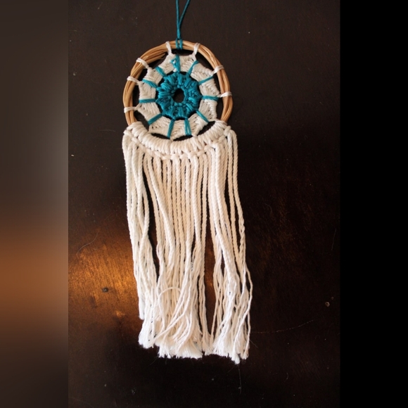 Macrame dreamcatcher - Picture 10 of 11